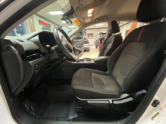 Used 2024 Nissan Sentra SR FWD image 16