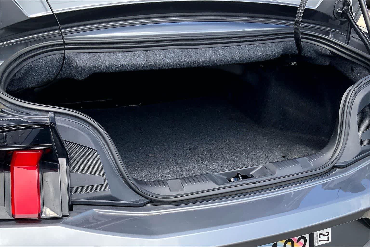 Used 2025 Ford Mustang Convertible RWD image 17