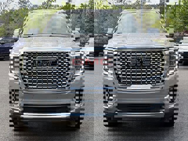 Used 2023 GMC Yukon Denali w/ Max Trailering Package image 8