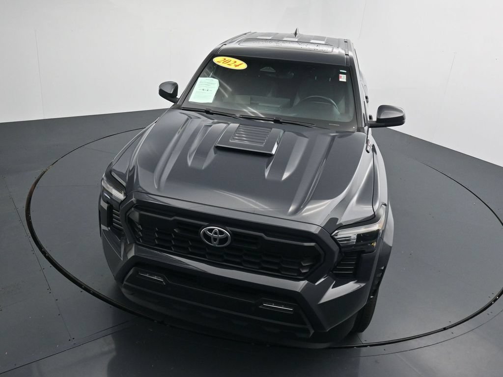Used 2024 Toyota Tacoma TRD Sport w/ TRD Sport Upgrade Package AWD/4WD image 25