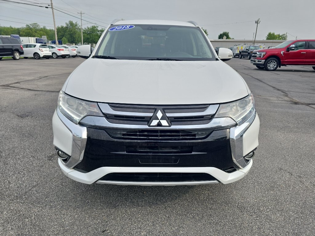 Used 2018 Mitsubishi Outlander SEL AWD/4WD image 3
