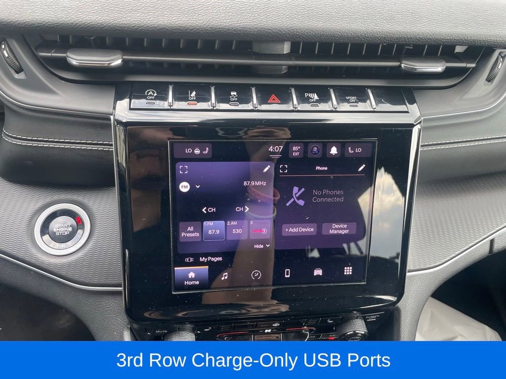 Certified 2025 Jeep Grand Cherokee L Laredo AWD/4WD image 22