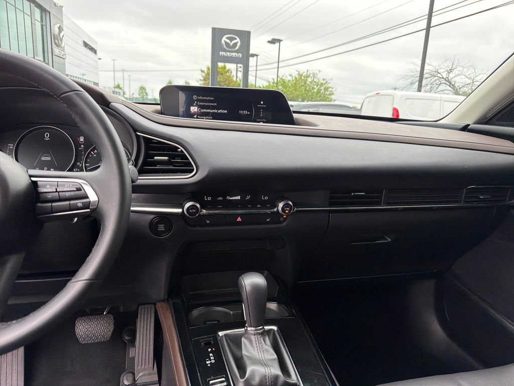 Certified 2025 MAZDA CX-30 AWD 2.5 S w/ Premium Package image 17