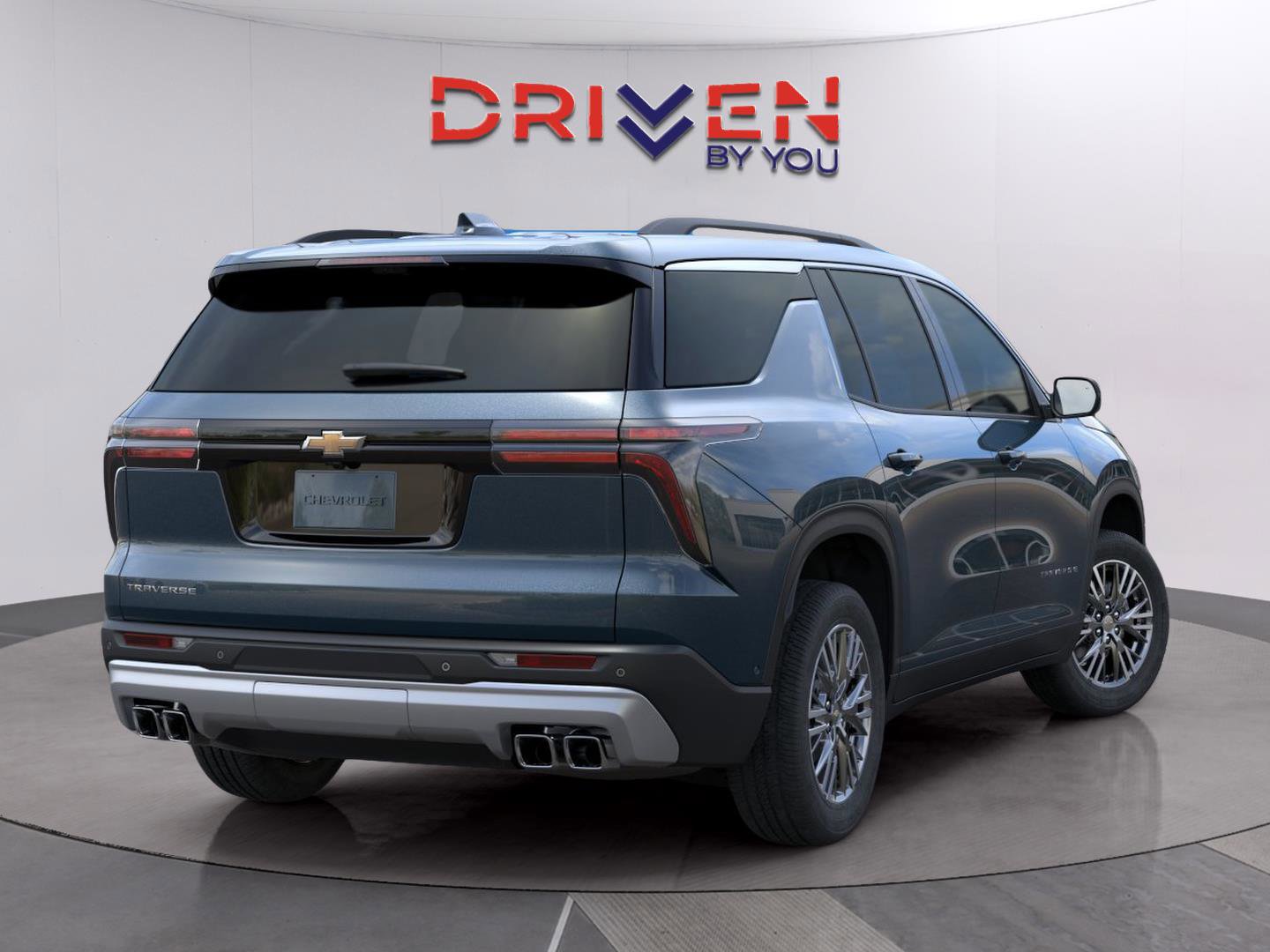 New 2026 Chevrolet Traverse LT FWD image 3