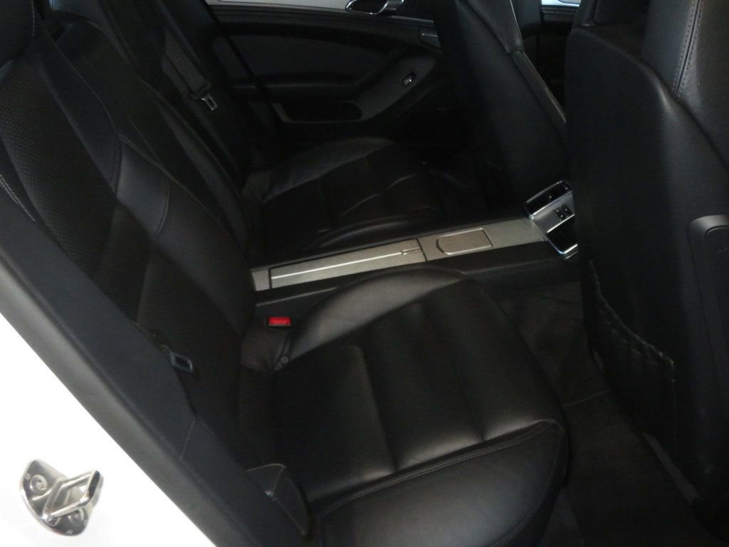 Used 2010 Porsche Panamera Turbo image 27