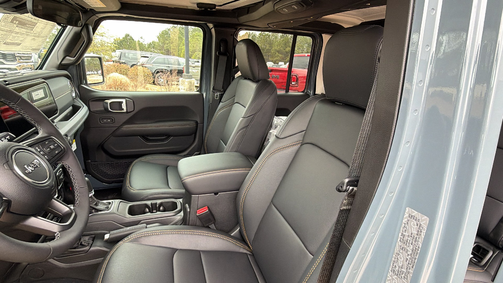 New 2026 Jeep Gladiator Sport AWD/4WD image 17