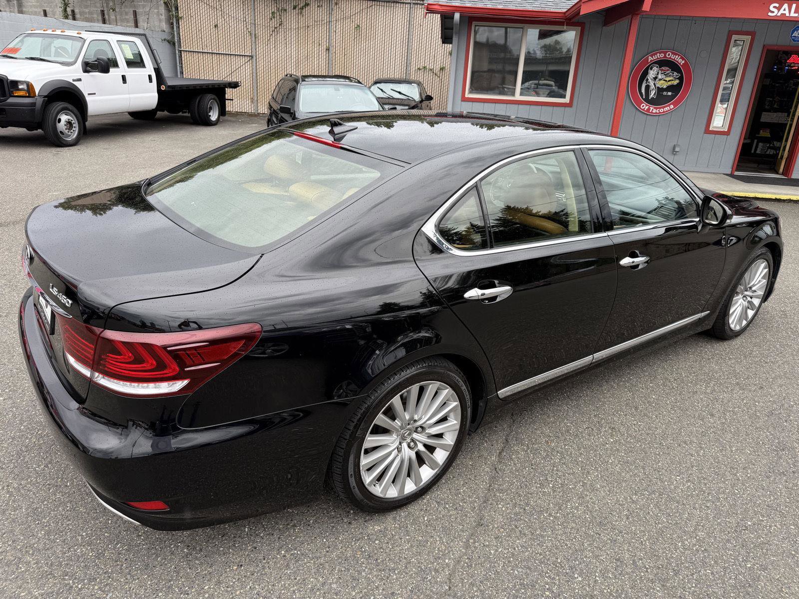 Used 2013 Lexus LS 460 image 8