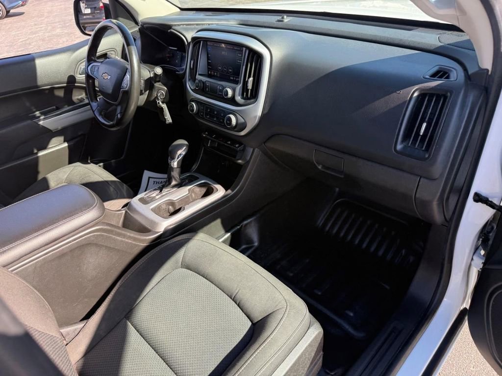 Used 2022 Chevrolet Colorado LT w/ Fleet Safety Package image 12