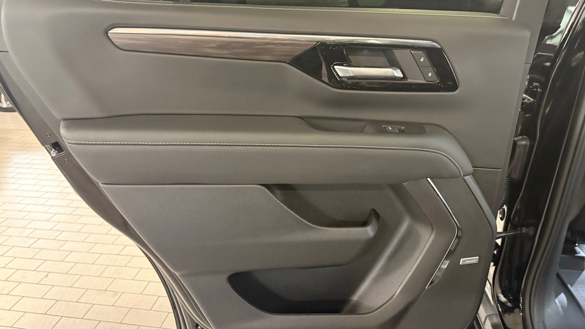 Used 2026 Chevrolet Tahoe Premier w/ Sun And Tow Package image 38