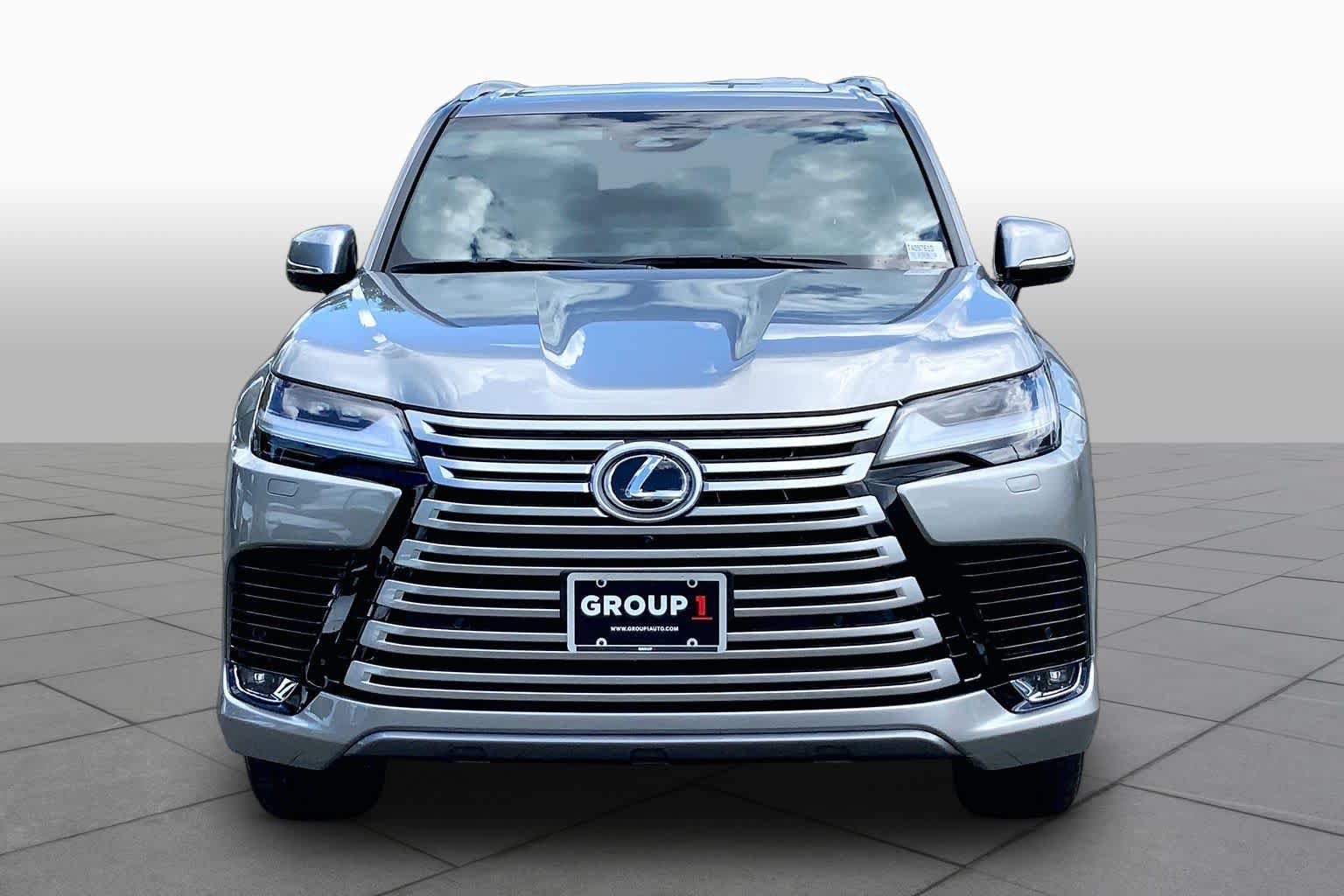 New 2026 Lexus LX 600 4WD w/ Luxury Package image 3