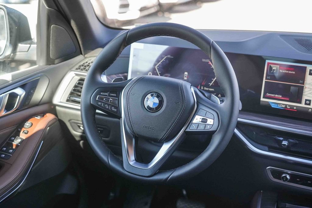 New 2026 BMW X5 xDrive40i w/ Parking Assistance Package AWD/4WD image 15