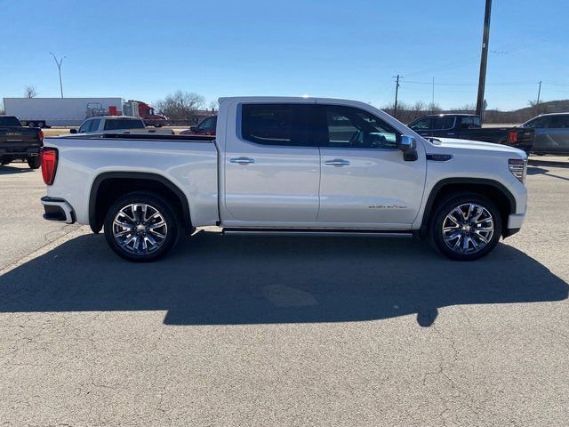 Used 2022 GMC Sierra 1500 Denali w/ Denali Reserve Package image 7