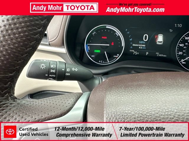 Certified 2023 Toyota Sienna Platinum AWD/4WD image 18