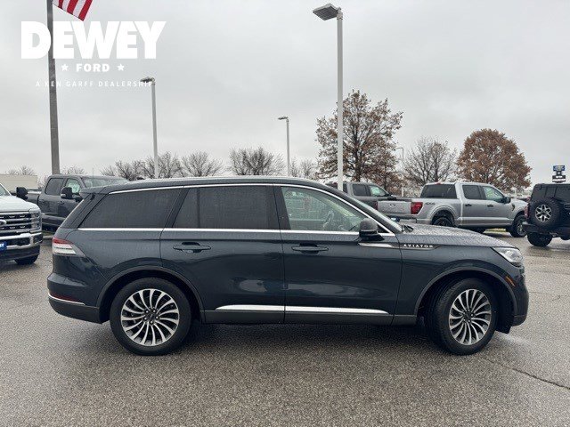Used 2021 Lincoln Aviator Reserve w/ Equipment Group 201A image 9