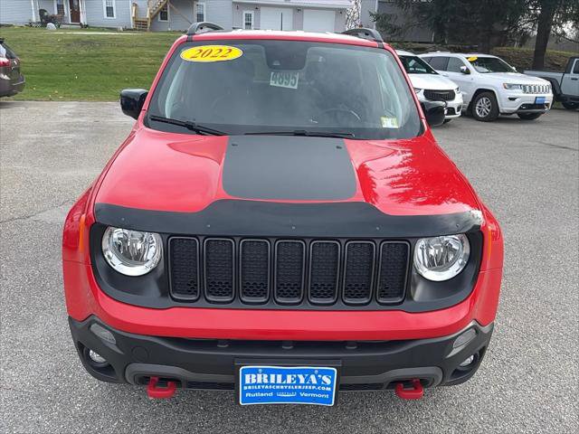 Certified 2022 Jeep Renegade Trailhawk w/ Trailer Tow Group image 2