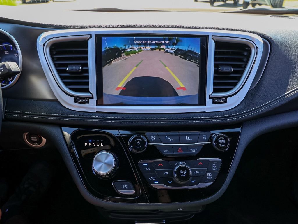 New 2026 Chrysler Pacifica Select w/ S Appearance Package FWD image 29