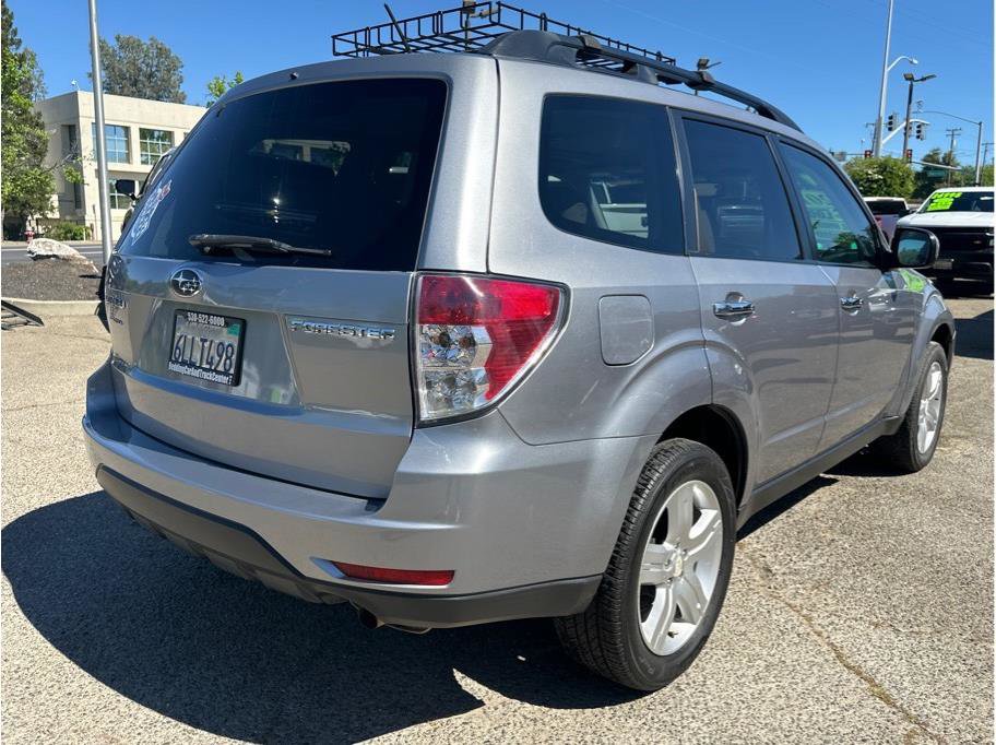 Used 2010 Subaru Forester 2.5X Premium image 8
