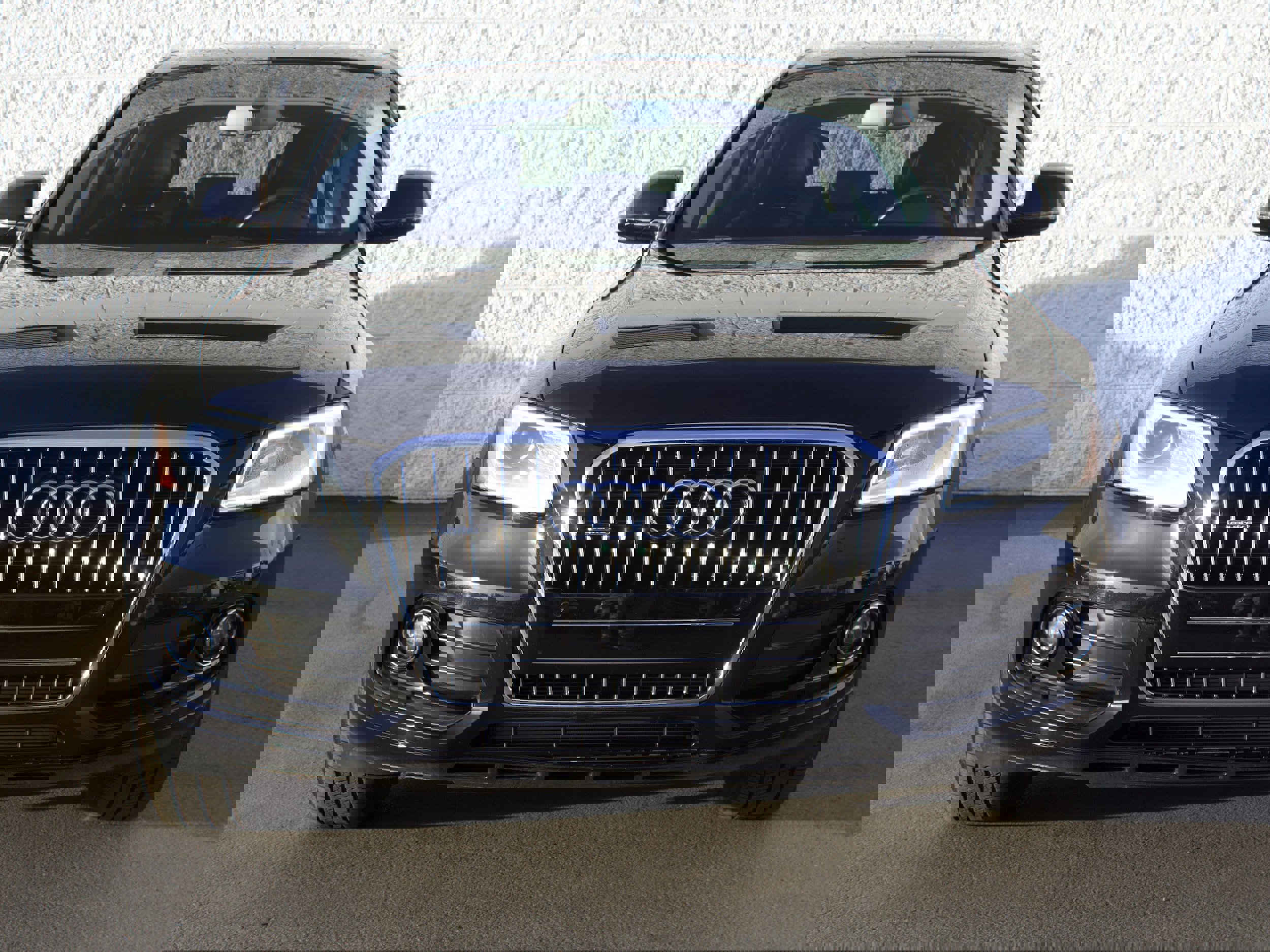 Used 2016 Audi Q5 2.0T Premium Plus w/ Technology Package image 2