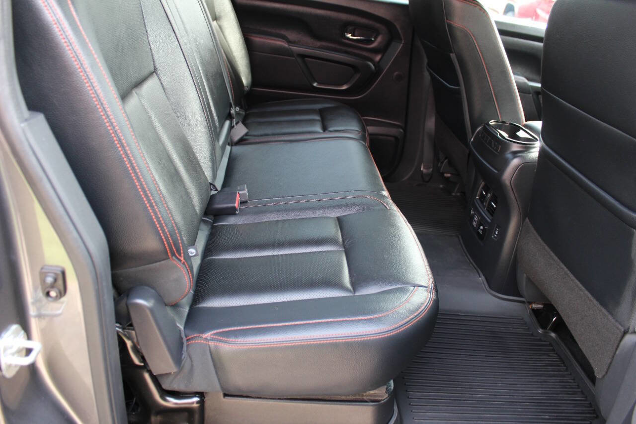 Used 2023 Nissan Titan PRO-4X w/ Pro-4x Convenience Package image 19