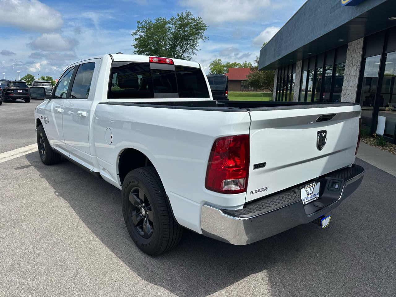 Used 2019 RAM 1500 Classic SLT RWD image 5