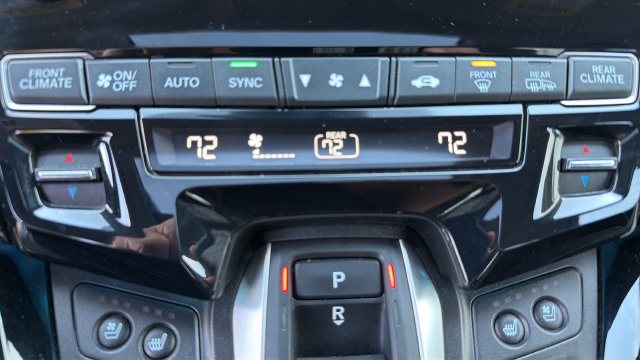 Used 2024 Honda Odyssey Elite image 18