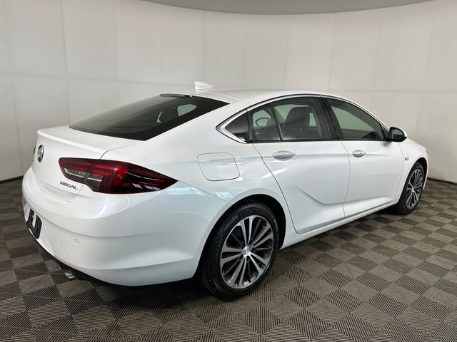 Used 2018 Buick Regal Essence w/ Driver Confidence Package #1 image 8