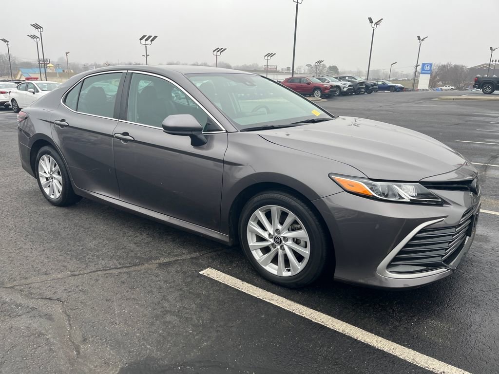 Used 2023 Toyota Camry LE image 86