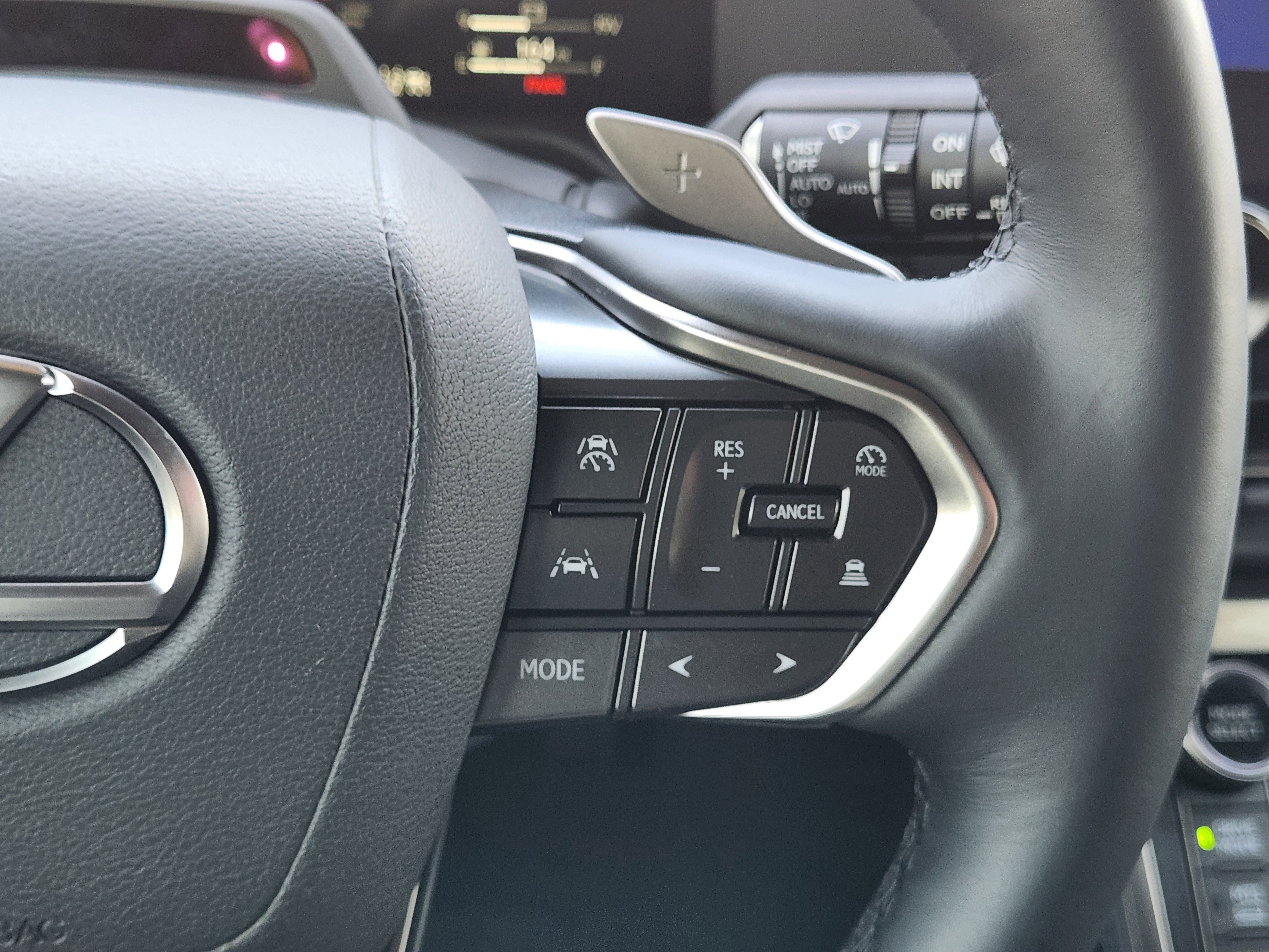 Used 2025 Lexus GX 550 image 36