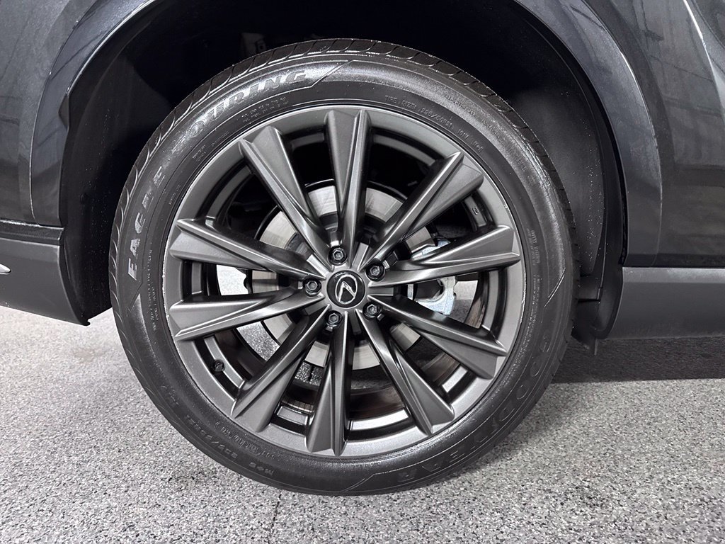 Used 2023 Lexus RX 350 F Sport w/ Accessory Package (Z1) AWD/4WD image 11