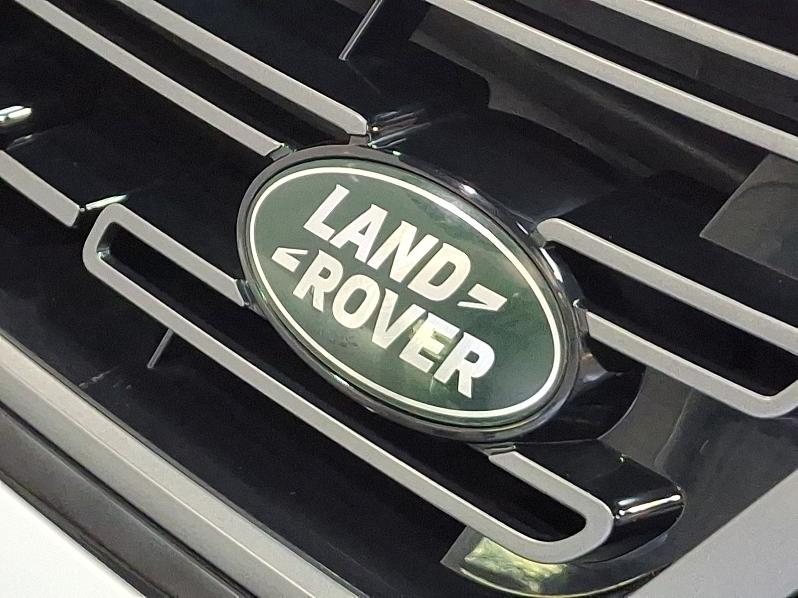 Certified 2026 Land Rover Range Rover Evoque S AWD/4WD image 31