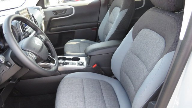 Used 2024 Ford Bronco Sport Big Bend w/ Convenience Package image 4