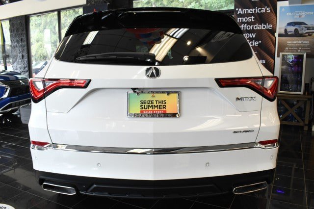Used 2023 Acura MDX w/ Technology Package AWD/4WD image 9