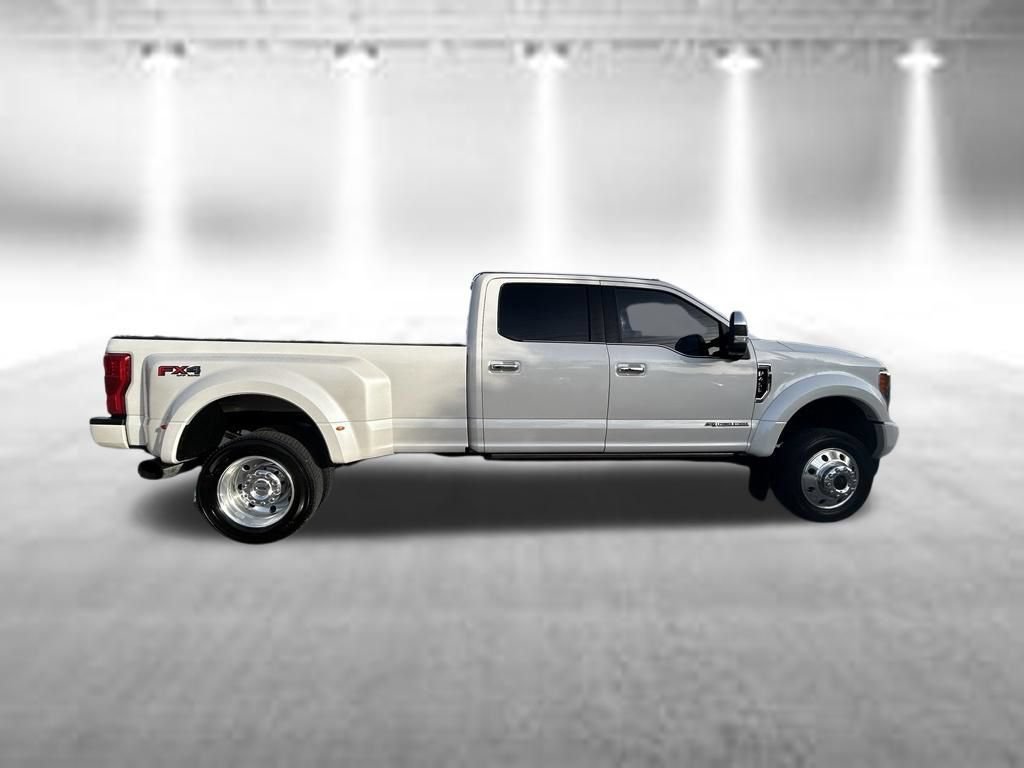 Used 2019 Ford F450 Platinum w/ Platinum Ultimate Package AWD/4WD image 3