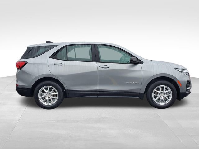 Certified 2024 Chevrolet Equinox LS w/ Driver Confidence II Package image 6
