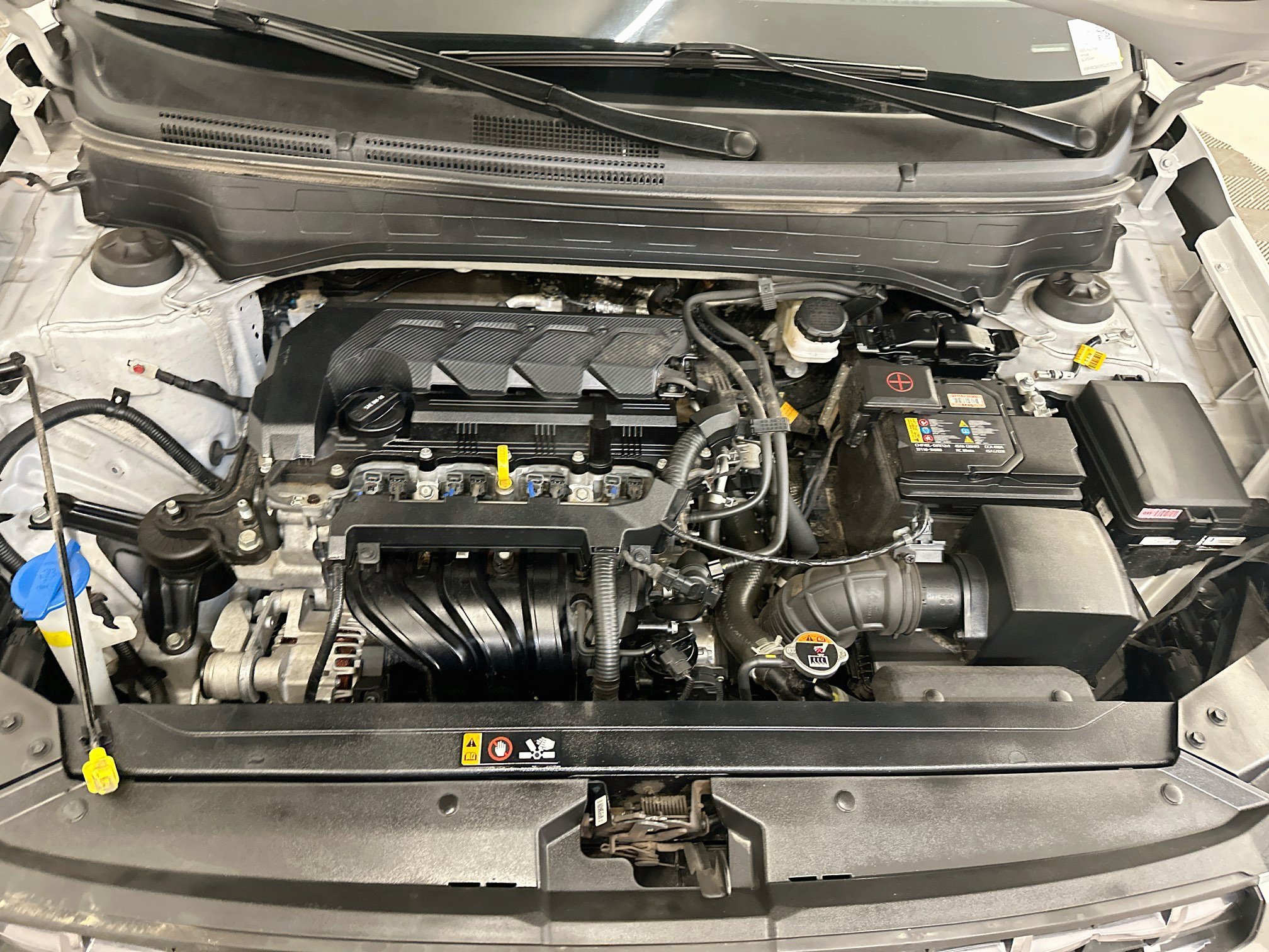 Used 2025 Hyundai Venue SEL FWD image 34