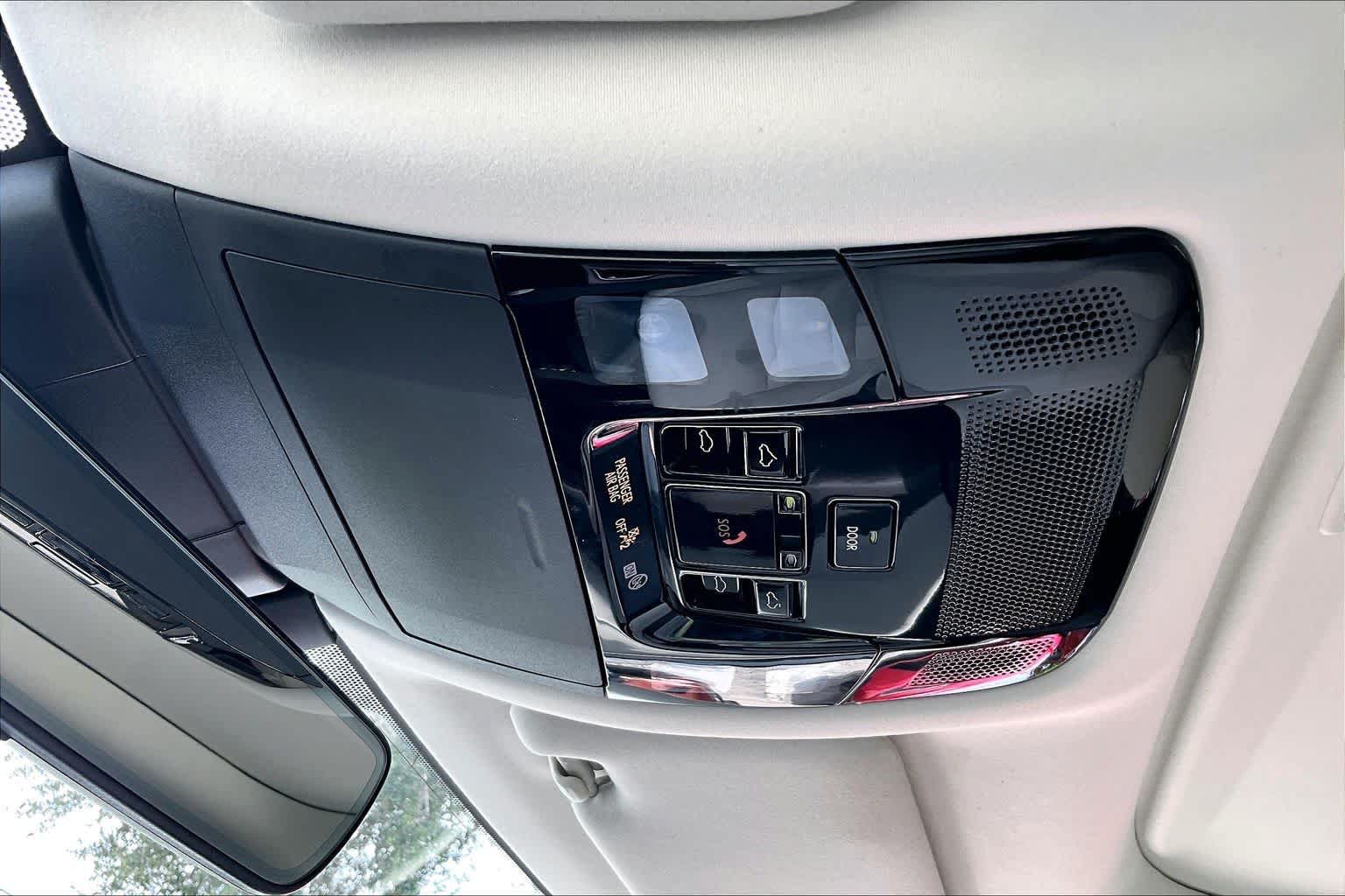 Used 2023 Lexus RX 350 Premium w/ Cold Area Package FWD image 32