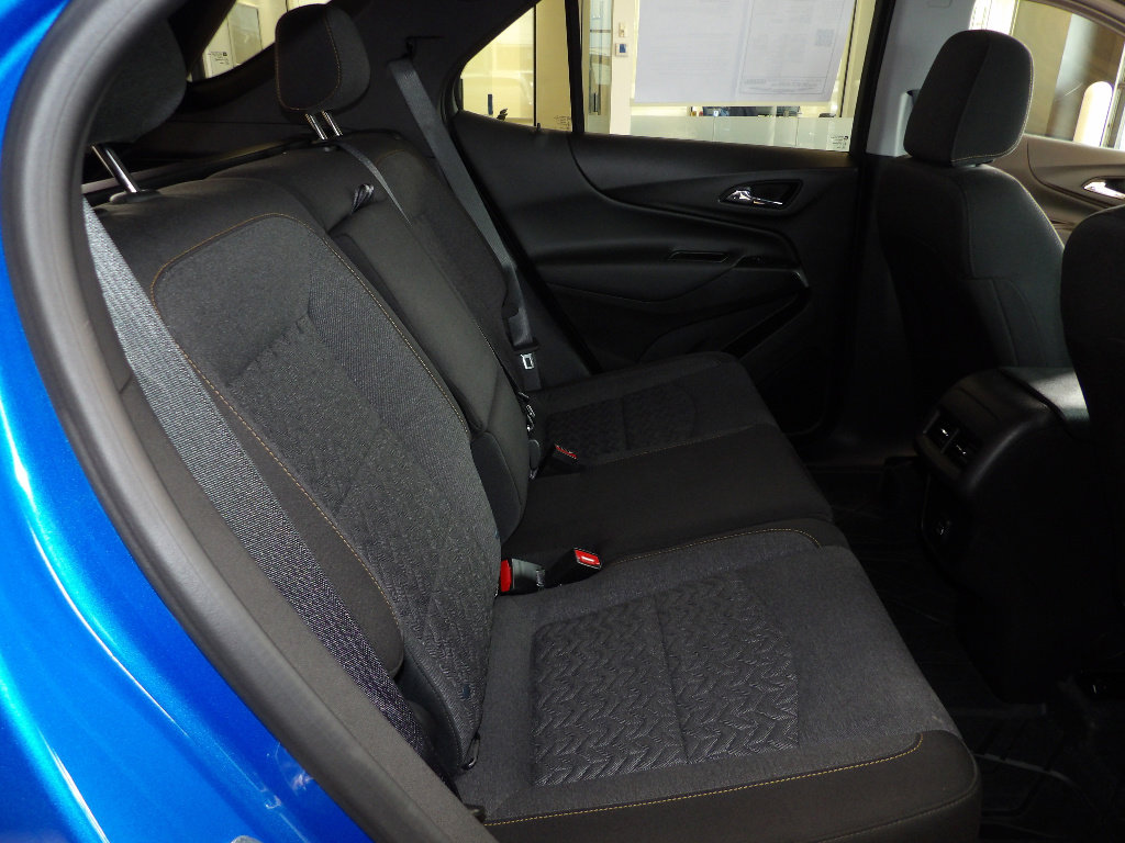 Used 2024 Chevrolet Equinox LT w/ LPO, Floor Liner Package FWD image 17
