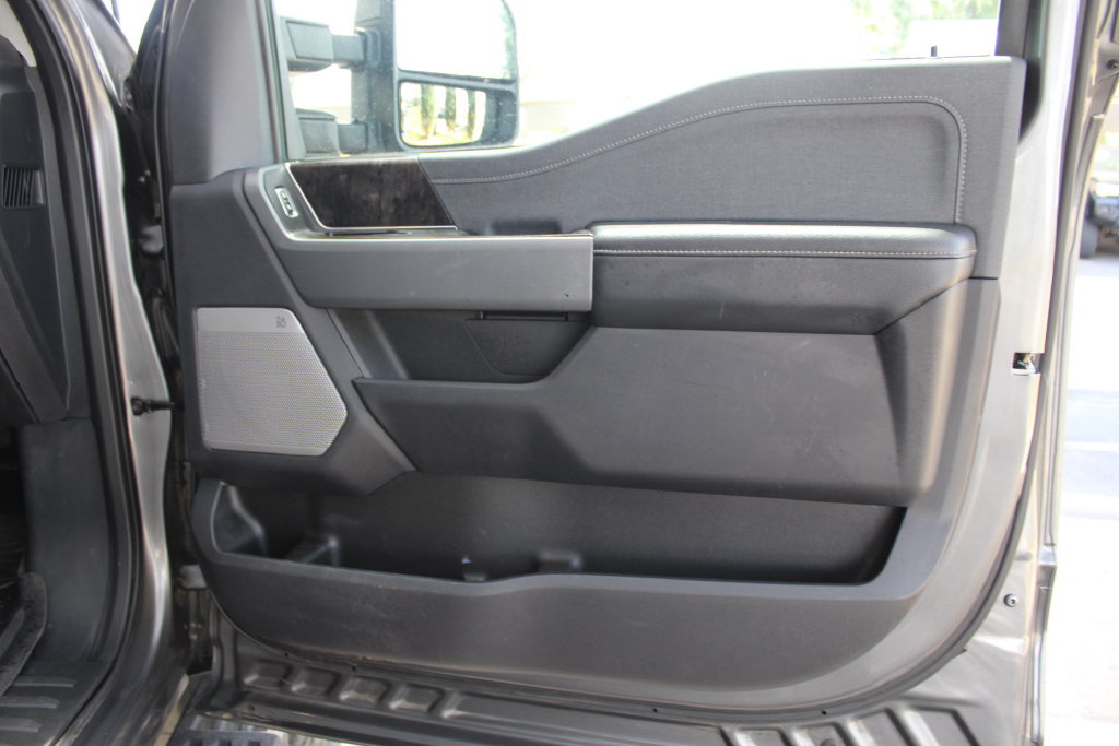 Used 2023 Ford F350 Lariat w/ Tremor Off-Road Package AWD/4WD image 50