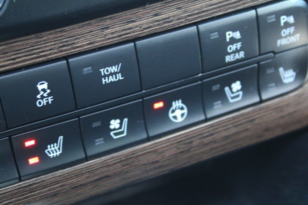 Used 2018 RAM 1500 Laramie w/ Convenience Group image 34