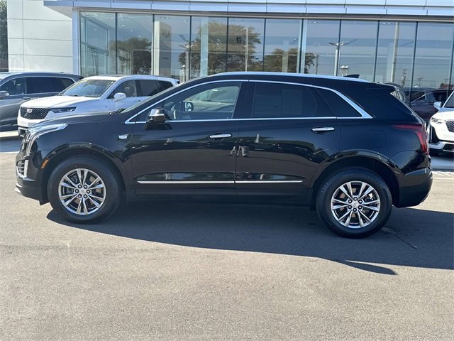 Certified 2022 Cadillac XT5 Premium Luxury w/ LPO, Floor Liner Package image 38