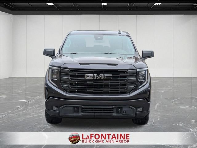 Used 2023 GMC Sierra 1500 Elevation w/ LPO, Elevation Black Package image 8