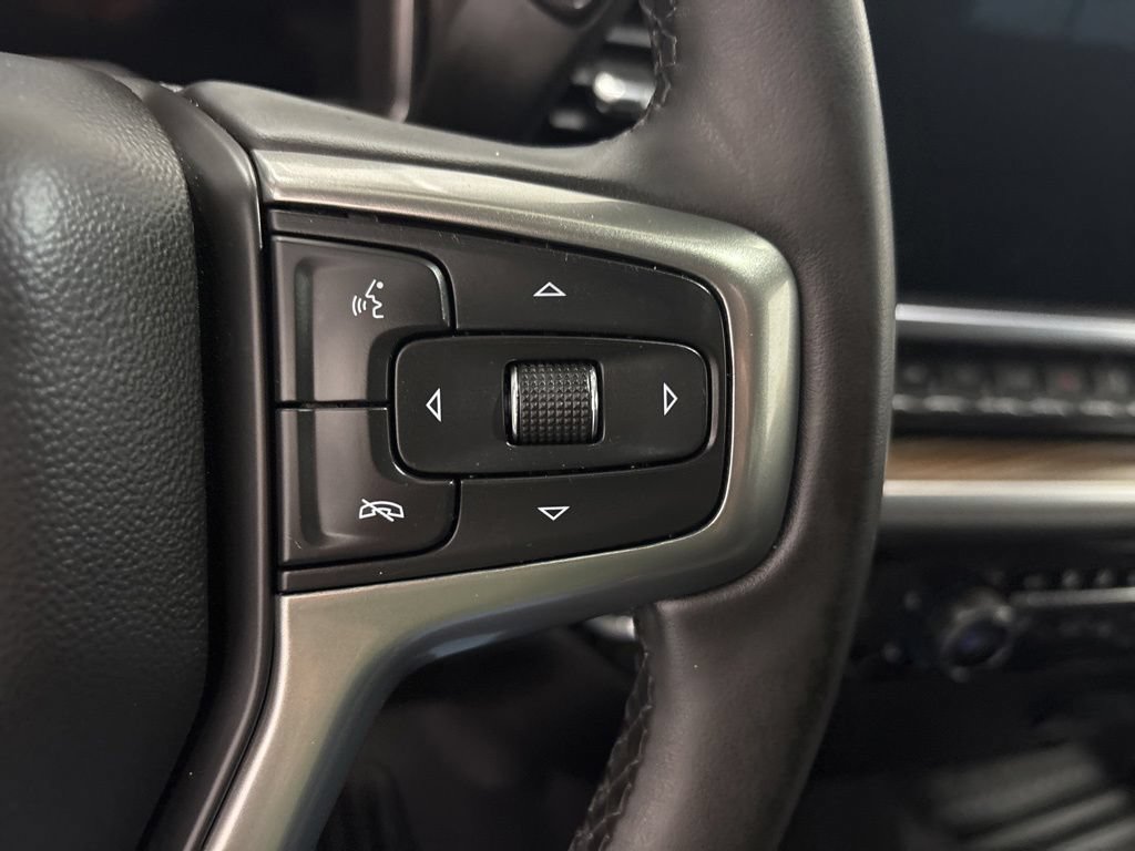 Used 2023 Chevrolet Silverado 1500 RST AWD/4WD image 28