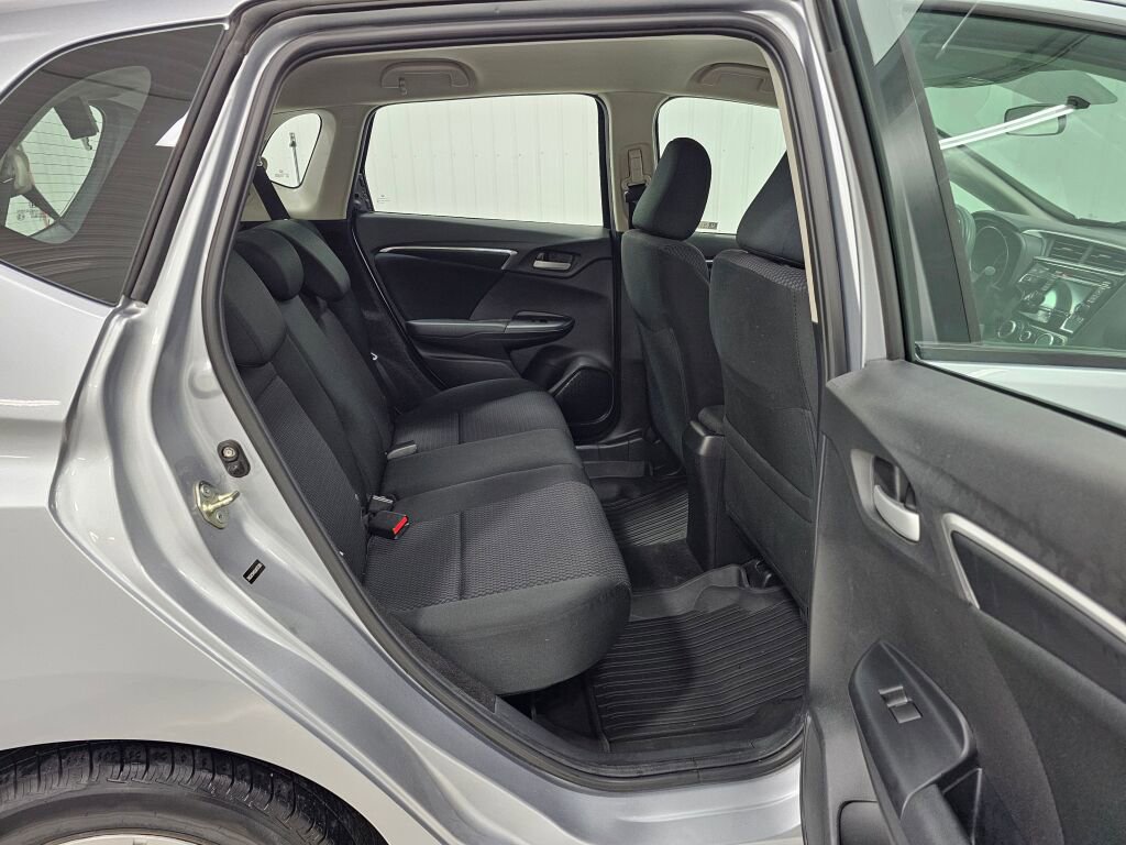 Used 2020 Honda Fit LX image 17