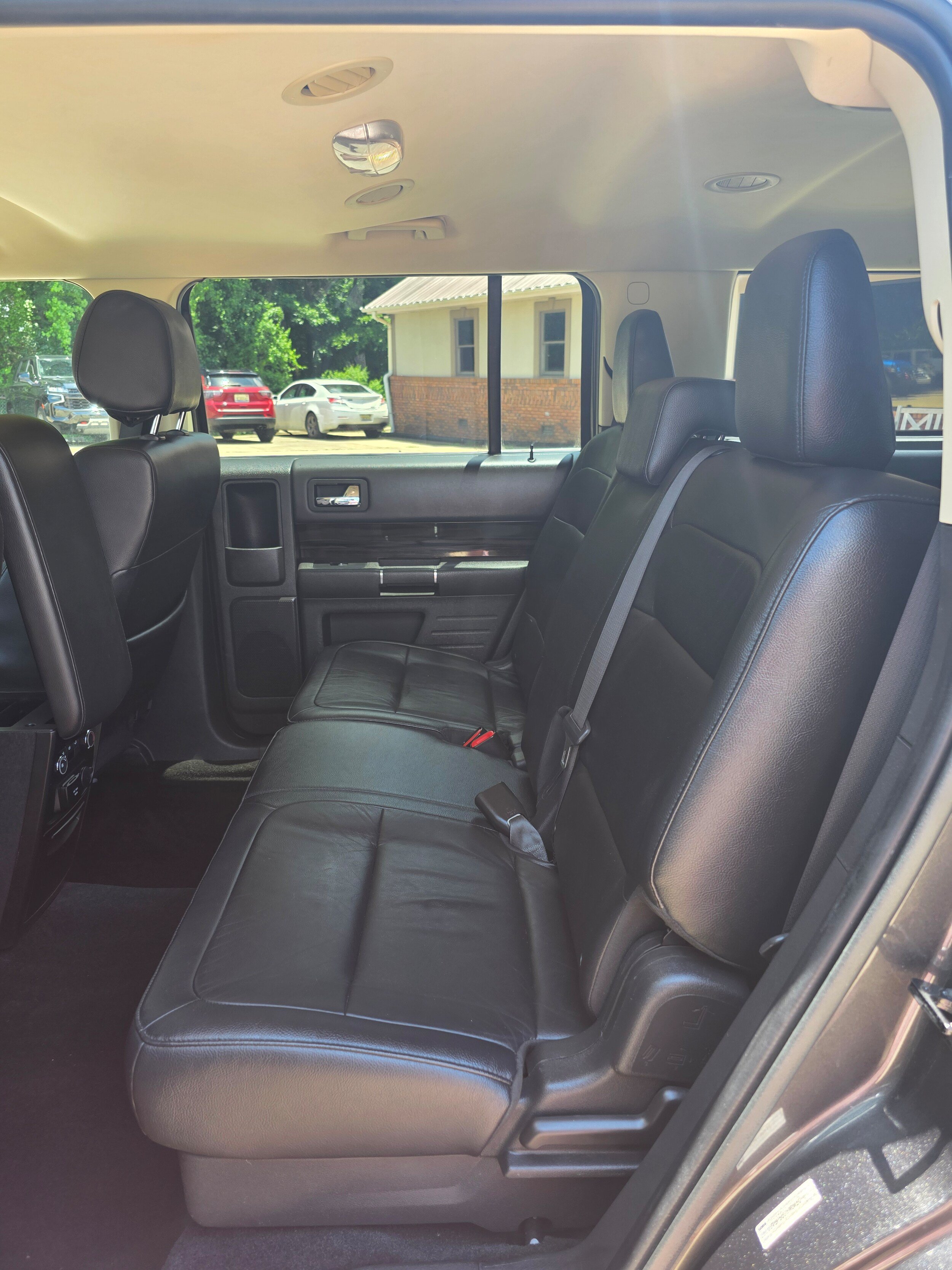 Used 2018 Ford Flex SEL w/ Equipment Group 202A FWD image 17