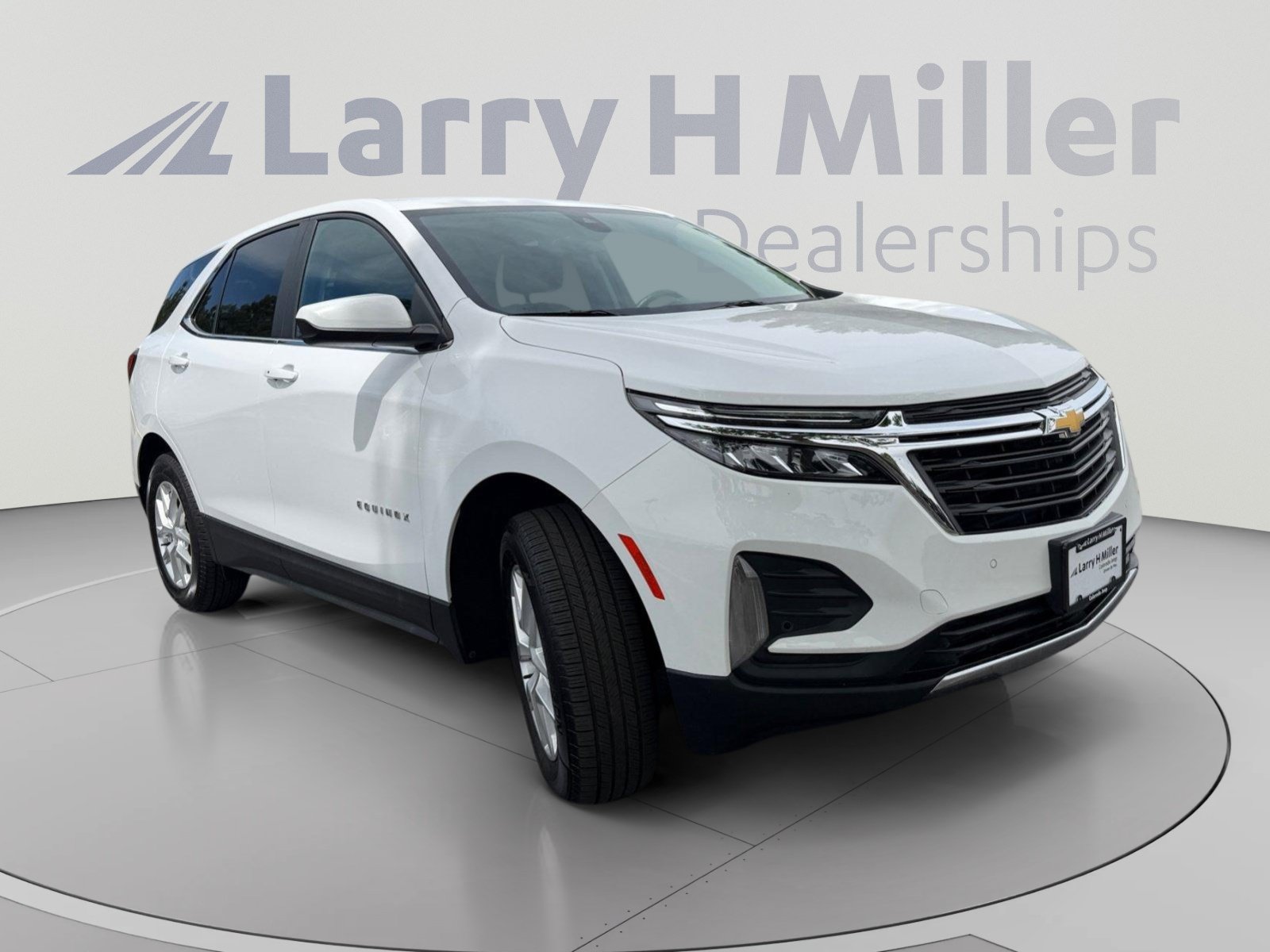 Used 2024 Chevrolet Equinox LT AWD/4WD image 7