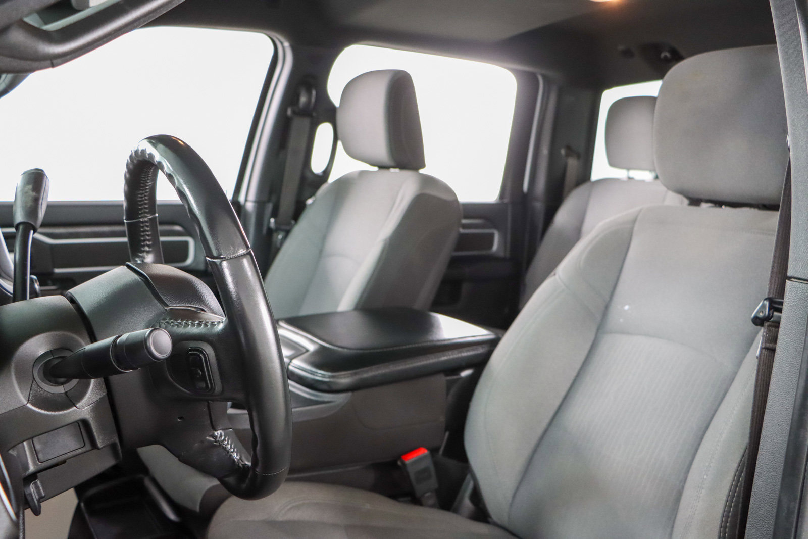 Used 2024 RAM 2500 Big Horn image 25