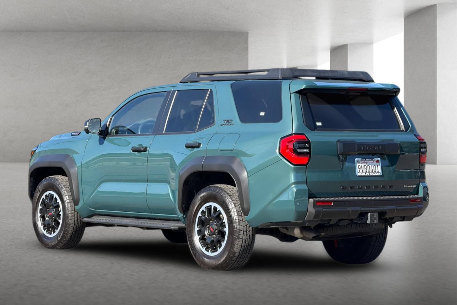 Used 2025 Toyota 4Runner TRD Off-Road Premium AWD/4WD image 6