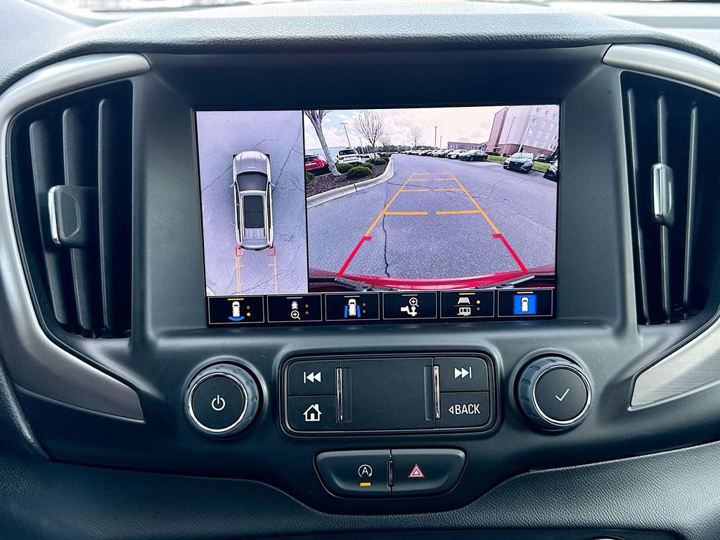 Used 2023 GMC Terrain AT4 w/ Infotainment Package II image 16