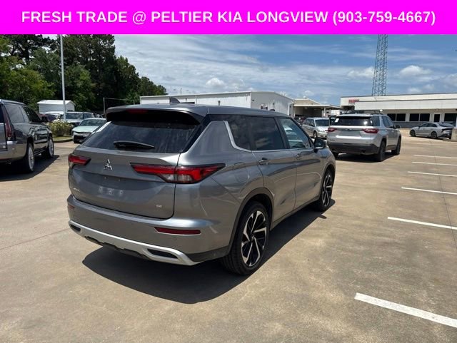Used 2022 Mitsubishi Outlander SEL Black Edition FWD image 8