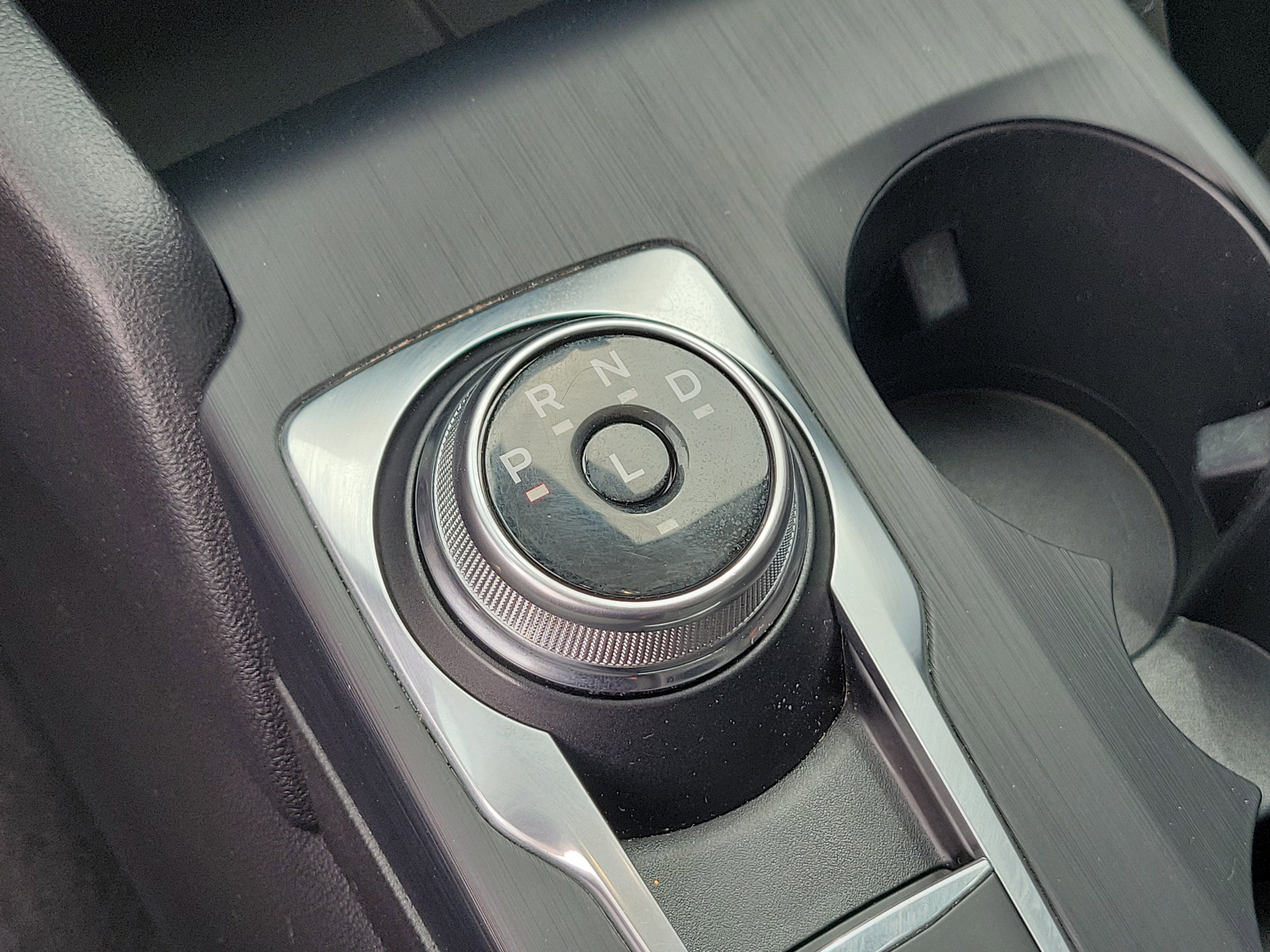 Used 2022 Ford Escape SE FWD image 29